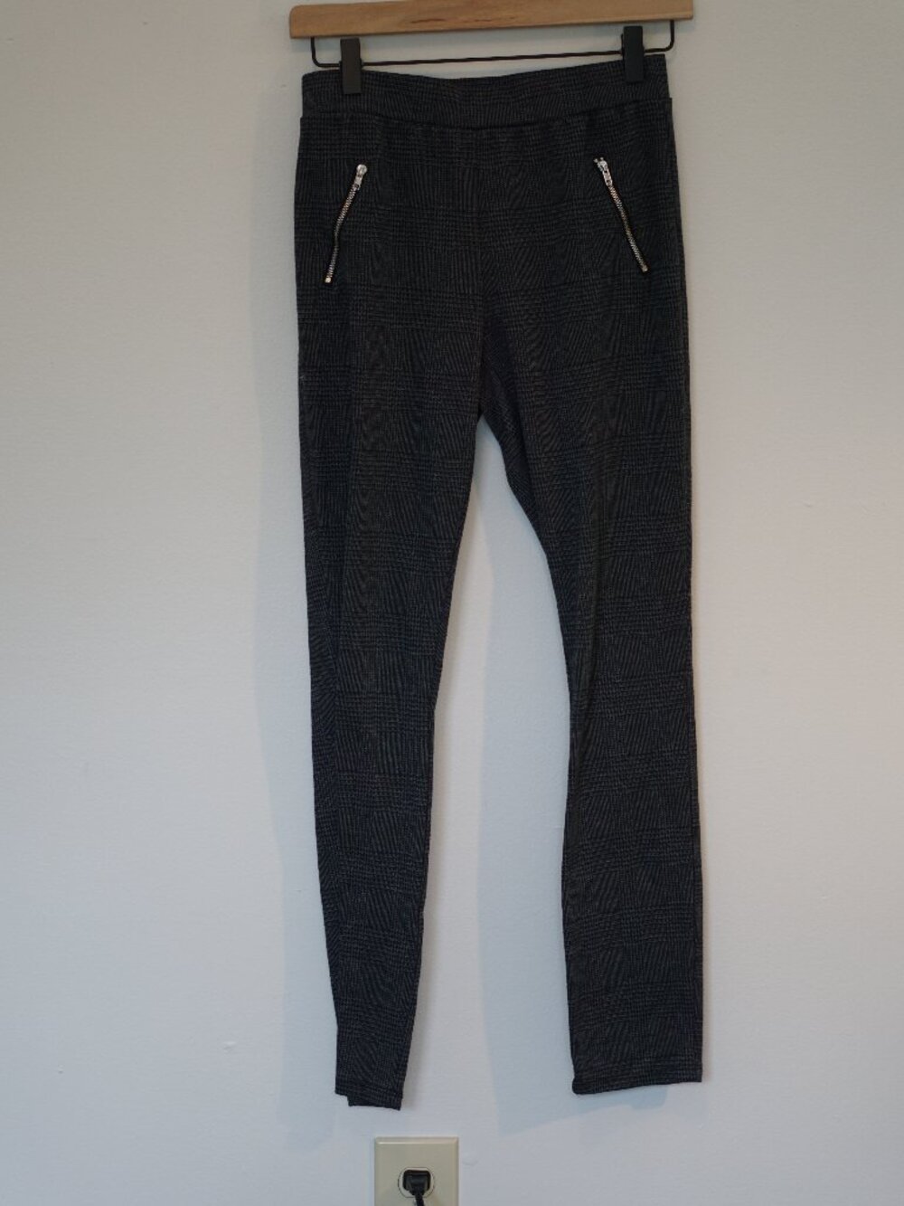 grey plaid leggings
